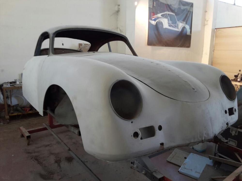 Porche.jpg
